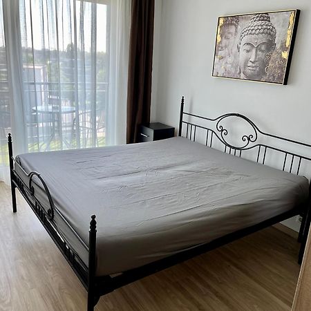Cadet Holiday Apartman Ezuestpart Siófok Eksteriør billede